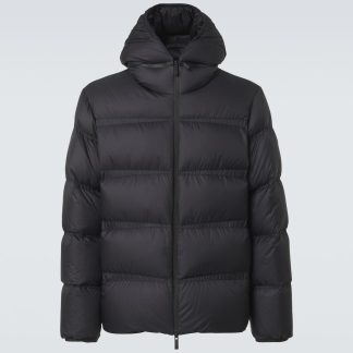 moda luksus Moncler Pikowana kurtka puchowa Masac w kolorze czarnym