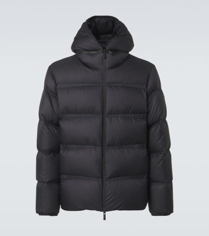 moda luksus Moncler Pikowana kurtka puchowa Masac w kolorze czarnym